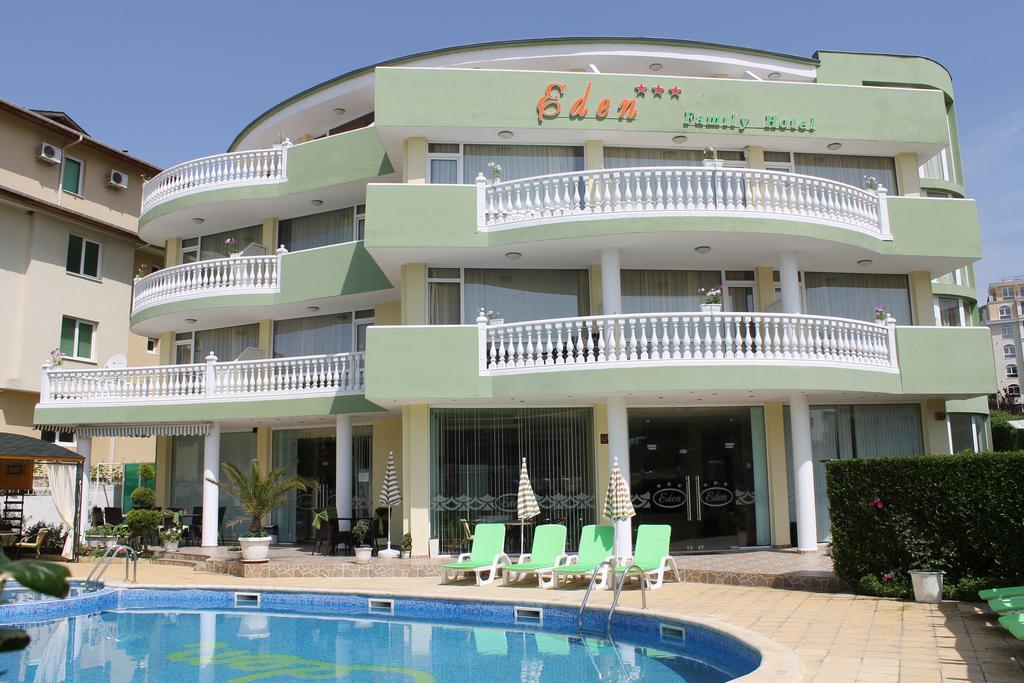 Семеен Хотел Идън Sveti Vlas Exterior foto