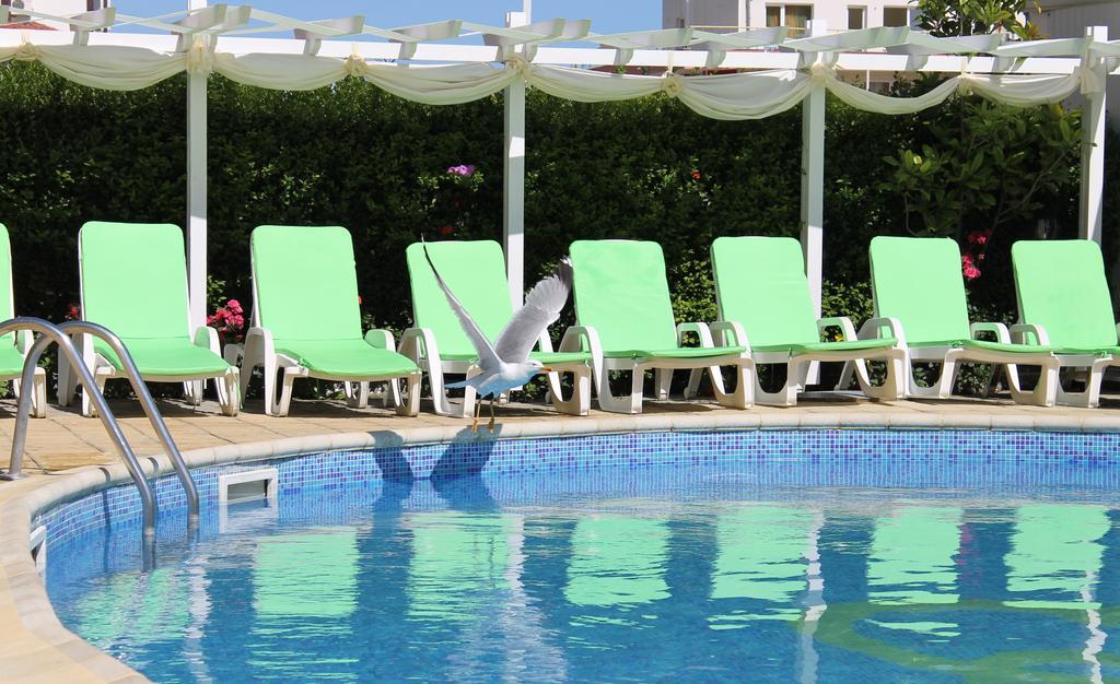 Семеен Хотел Идън Sveti Vlas Exterior foto